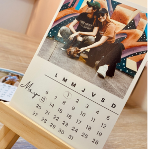 Calendario Caballete